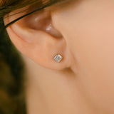 K18/Pt Princesscut Diamond