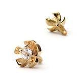 かわいいフラワーボディピアス