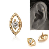 目のボディピアス