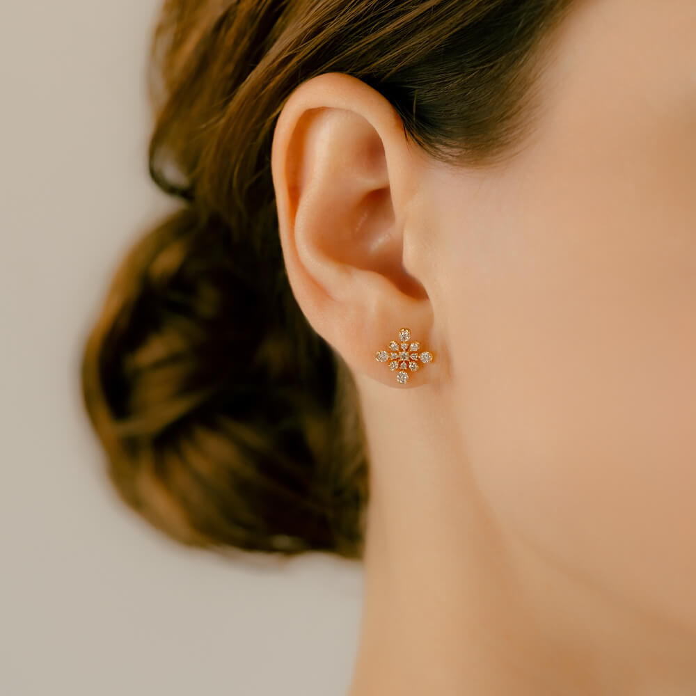 ダイヤモンドの軟骨ピアス│K18金イエローゴールド プラチナ