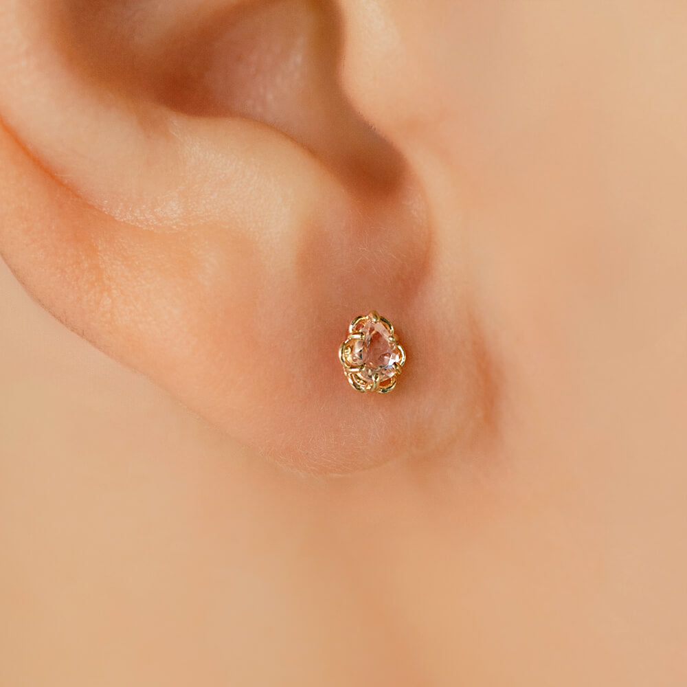 アクセサリー picollet K18 morganite 淡いピンクがかわいい、モルガナイト・ジュエリー軟骨ピアス