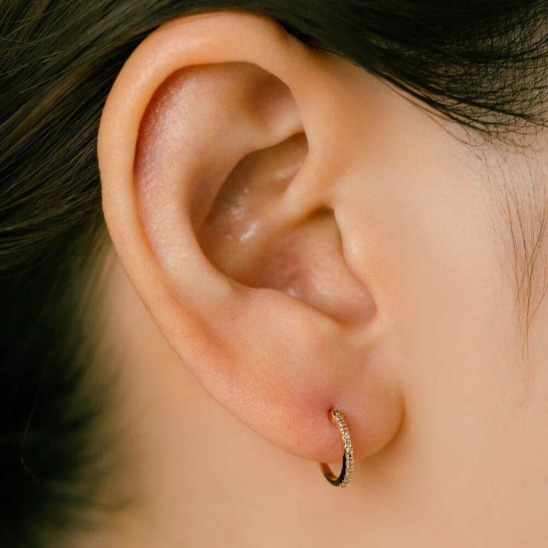 K18 YG フープピアス 中空タイプ 約23x20x4.5mm K18&K18WG ダイヤモンド フープピアス │軟骨ピアス – PICOLLET