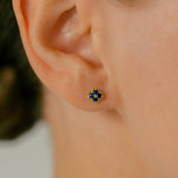 K18 Sapphire Flower