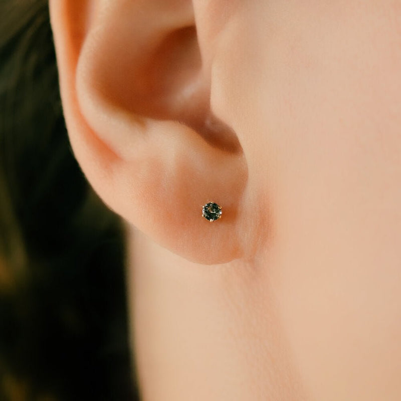 K18/Pt Bekily Blue Garnet