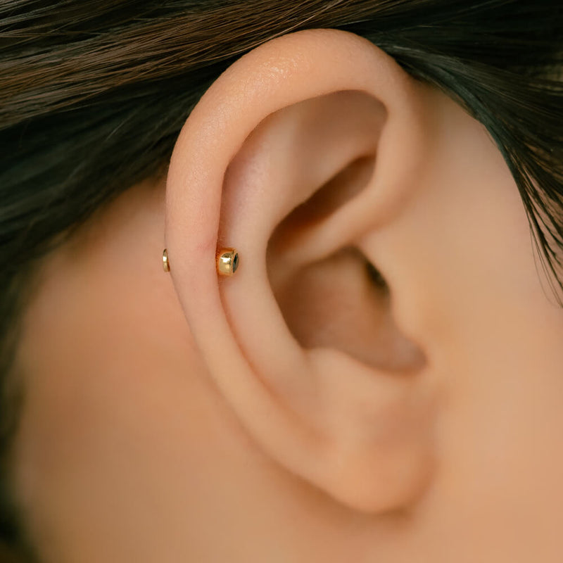 ブラックダイヤモンド ボディピアス│引っかからないからつけっぱなし