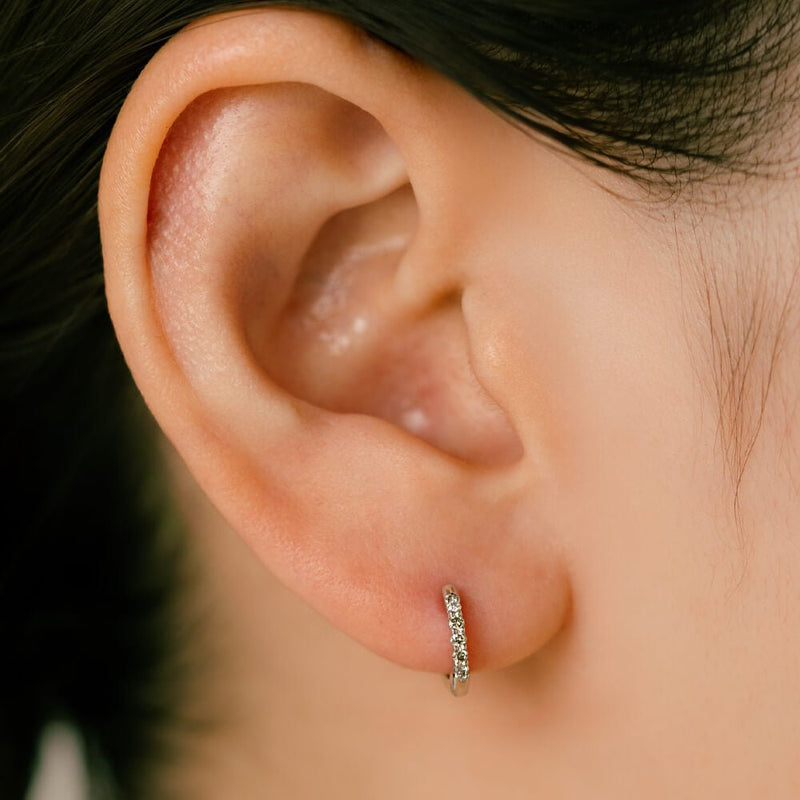 K18/Pt Diamond Hoop