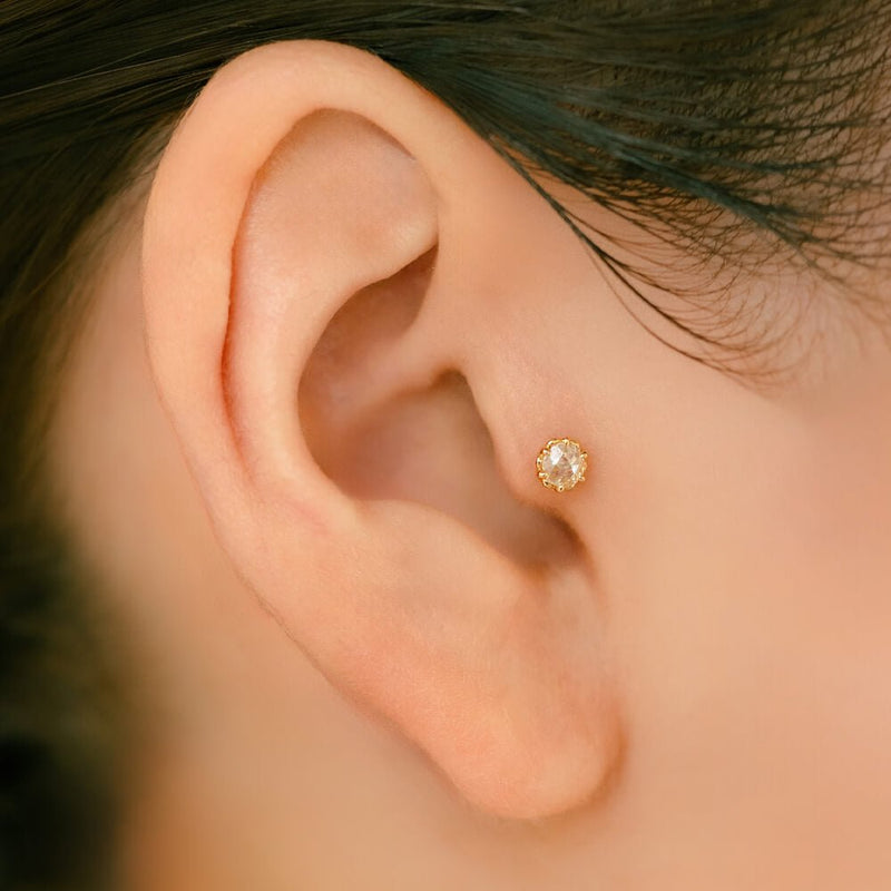 K18 プラチナ ローズカットダイヤモンド 軟骨ピアス・ボディピアス