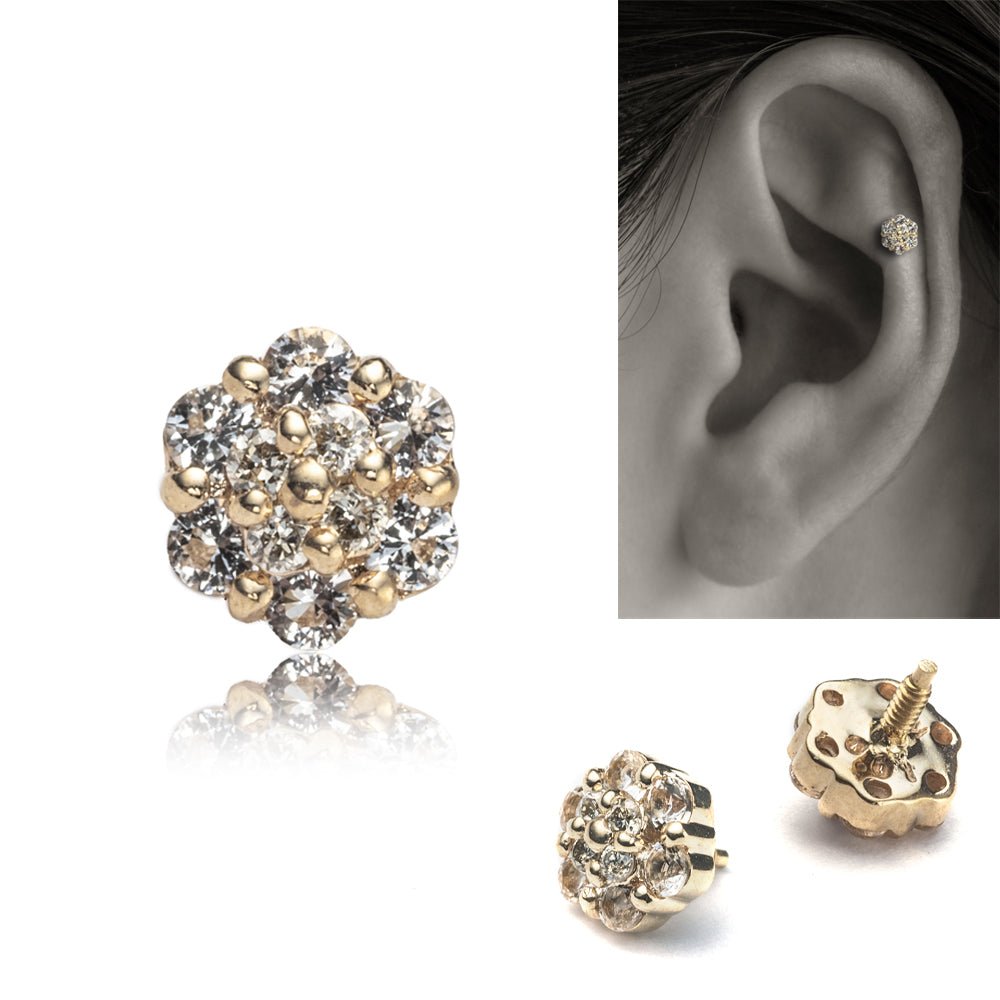 アウターコンクにオススメ フラワーモチーフの軟骨ピアス│10金